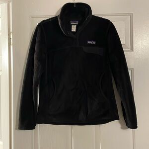 Black, Soft Patagonia Pull Over